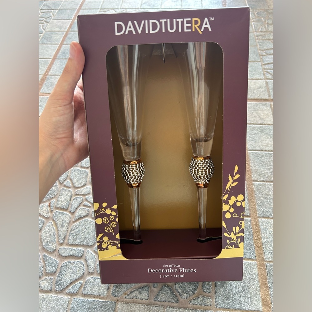 David Tutera Champagne decorative flutes